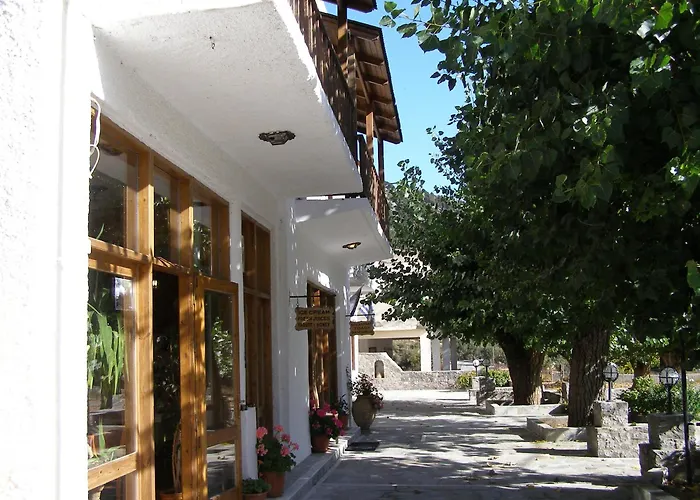 Neos Omalos Hotel